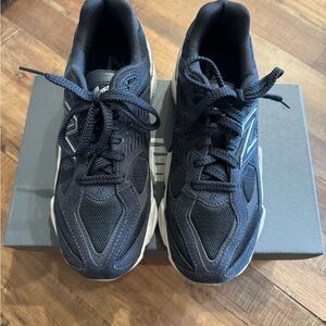 New Balance 9060 Navy Blue Sneakers with Big Kids Size 7